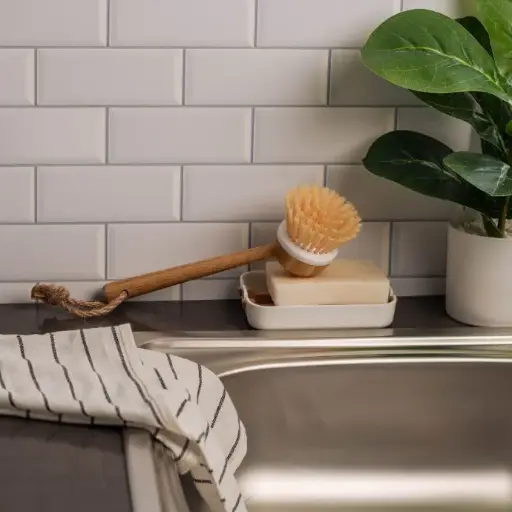 [ALI 75086] Round Wooden Cleaning Brush with Long Handle